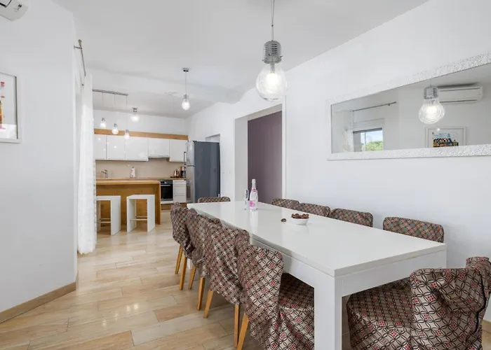 Villa Dolce Far Niente By Guide Premantura