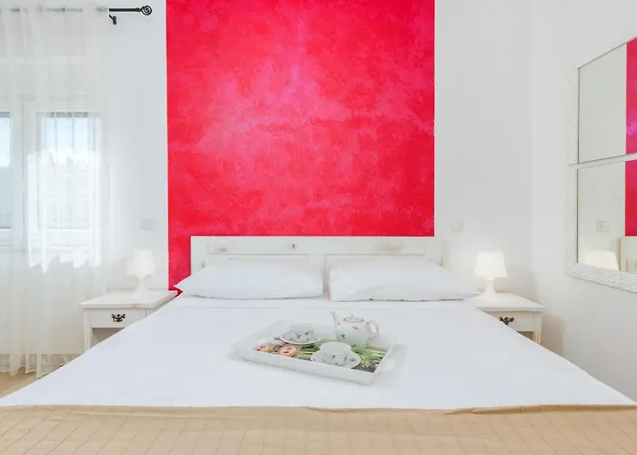 Villa Dolce Far Niente By Guide *