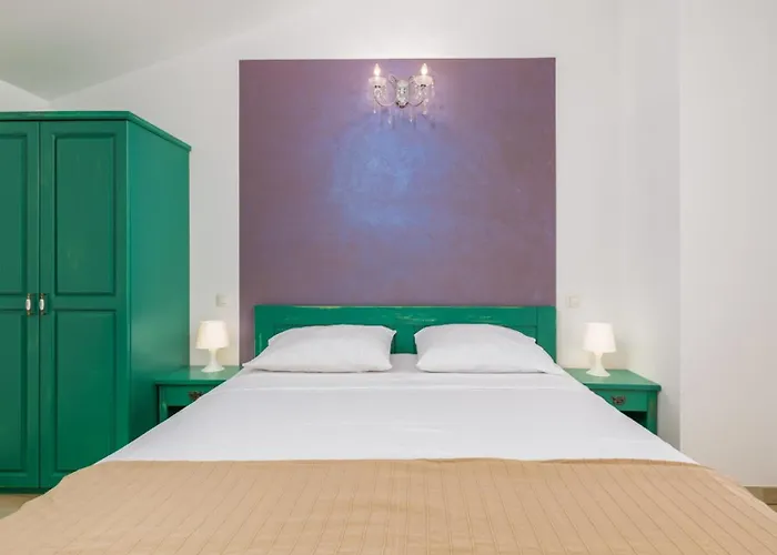 Villa Dolce Far Niente By Guide *